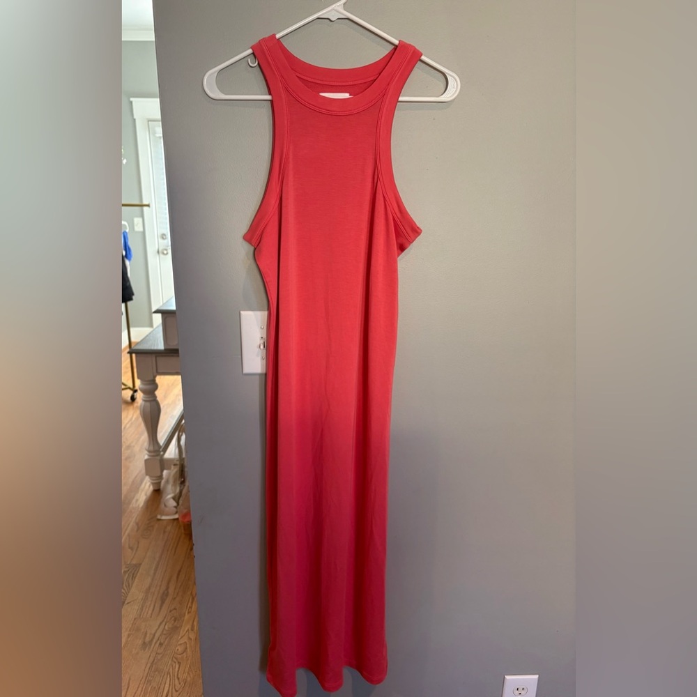 Soft and stylish Sleeveless Coral Maxi Dress